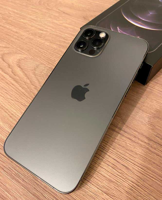 Осмотр iPhone перед покупкой